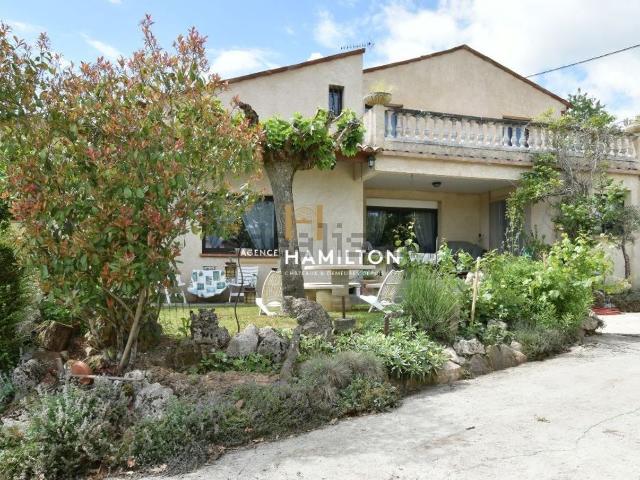 Maison, Tanus