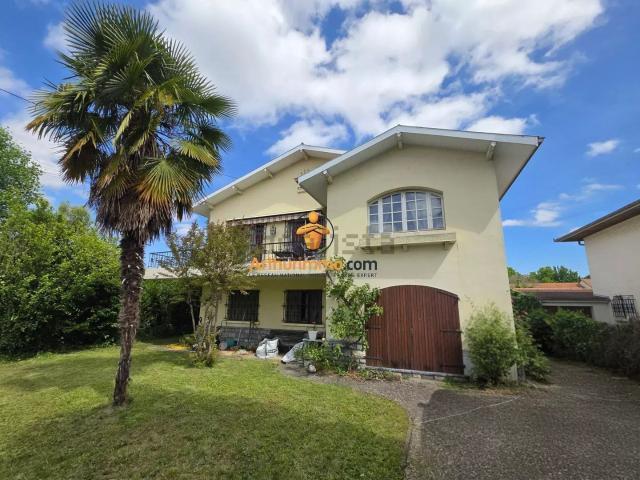 Maison, Tarbes
