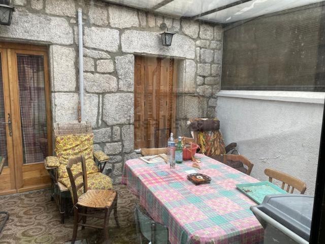 Maison, Tence