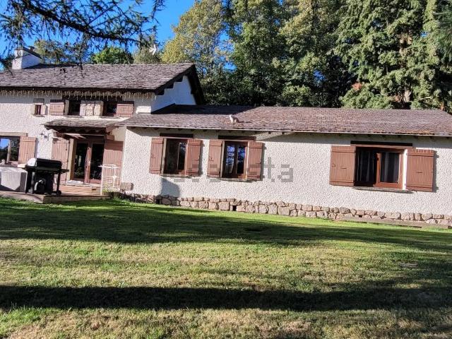Maison, Tence