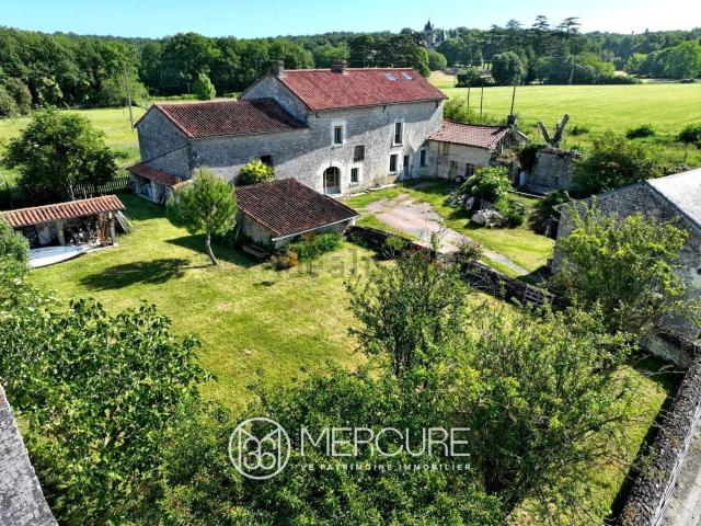 Maison, Ternay
