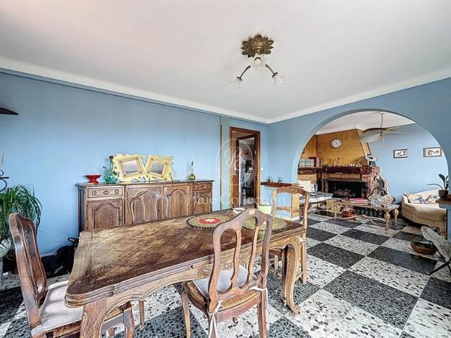 MAISON TERRASSE 5 PIECES VTE A TERME