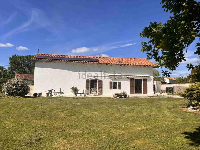 Maison, Terres de Haute Charente