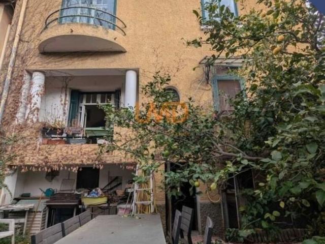 Maison, Thuir