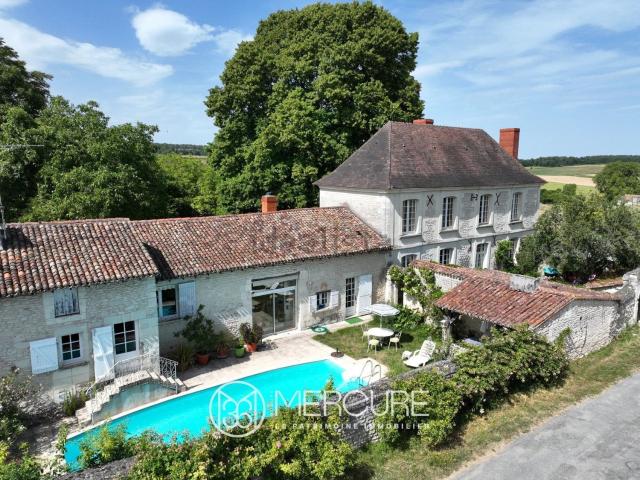 Maison, Thuré
