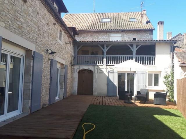 Maison, Thenon
