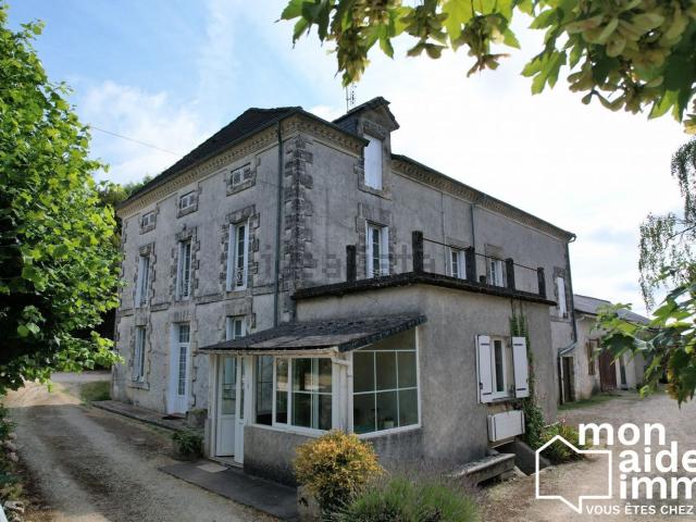Maison, Thiviers