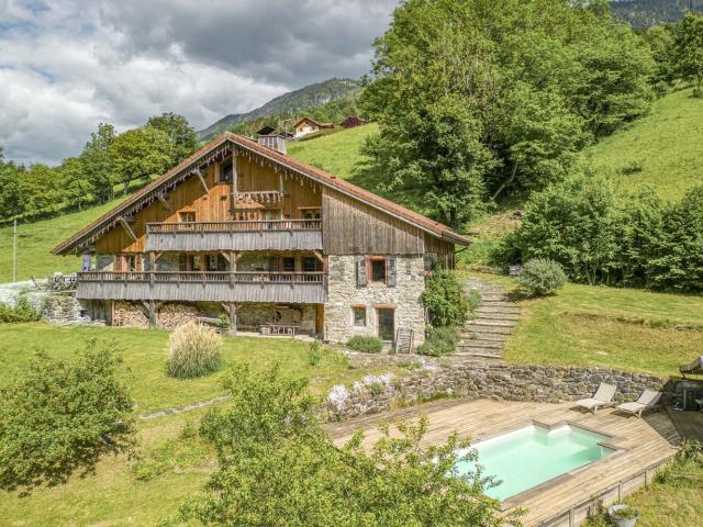 Maison, Thônes