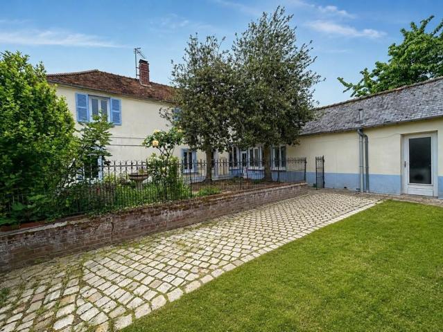 Maison, Tillé