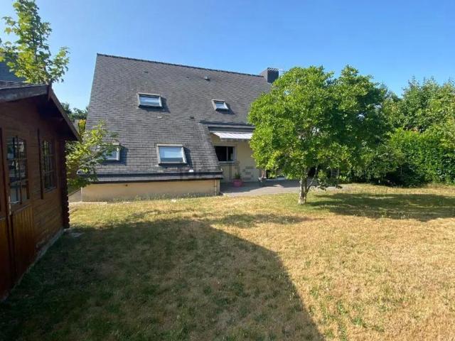 Maison, Tinténiac