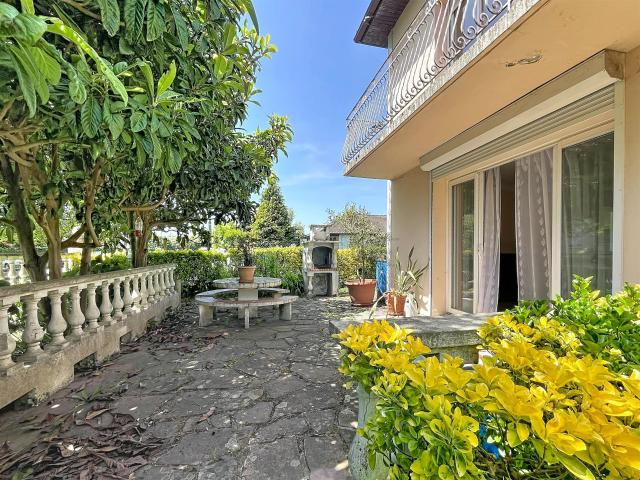Maison traditionnelle 8 pièces 182m² Lons