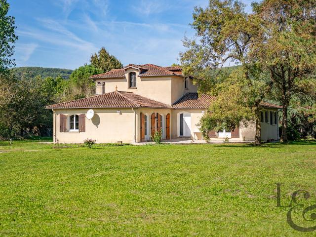 Maison traditionnelle à vendre proche de Penne d'Agenais 188m² Penne d'Agenais