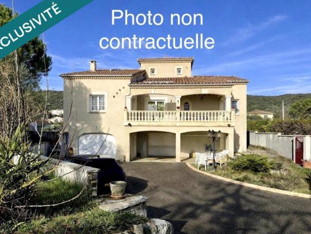 Maison traditionnelle au calme avec garage de 150m2