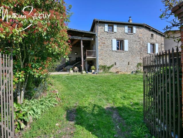 MAISON traditionnelle de charme en pierres à SAINT MARTIN EN HAUT