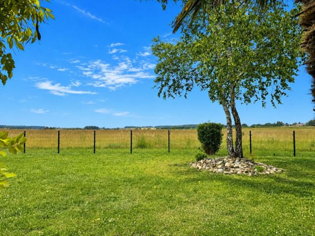 Maison traditionnelle de plain pied 148m² Cozes