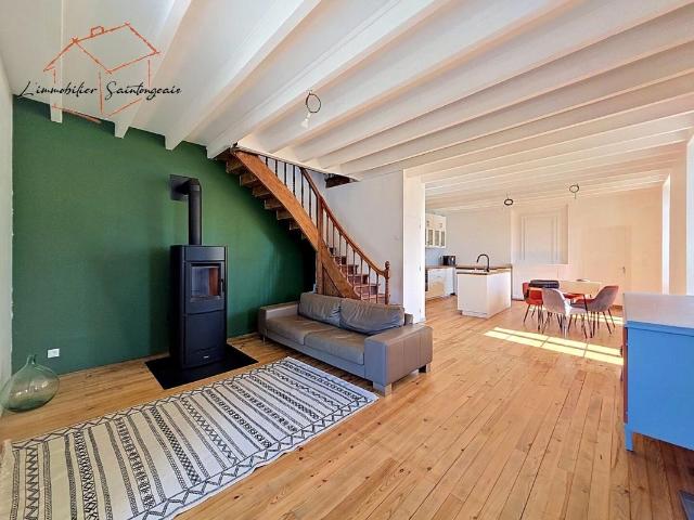 Maison traditionnelle en pierre