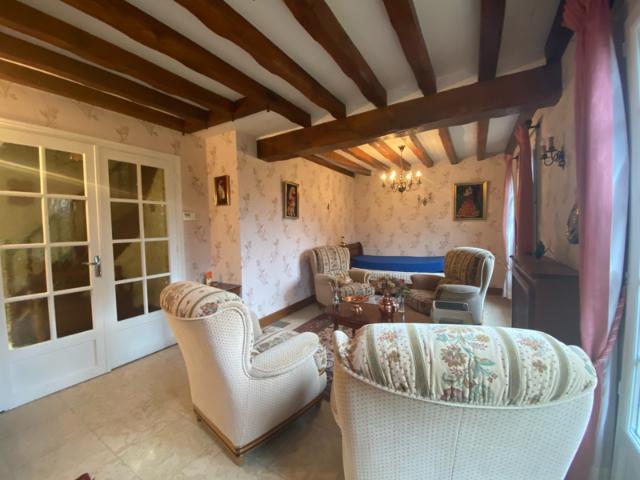 Maison traditionnelle située au coeur de Saint Marcel