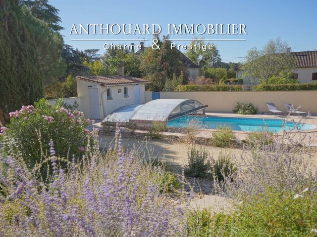 Maison traditionnelle, très lumineuse & piscine 127m² Bergerac