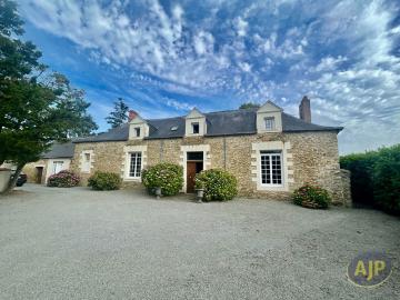 Maison Trans Sur Erdre 8 pièce s 175 m2