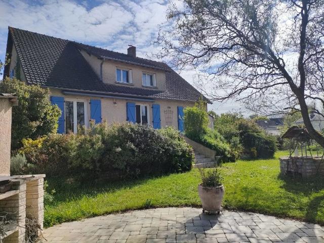 Maison très lumineuse dans un cadre agréable