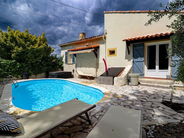 Maison Tres Proche Village Avec Piscine 113m² Flayosc