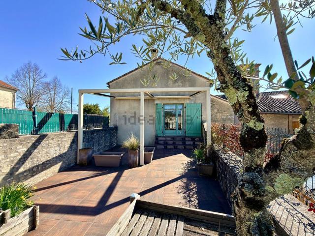 Maison, Trespoux Rassiels