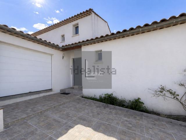 Maison, Trets