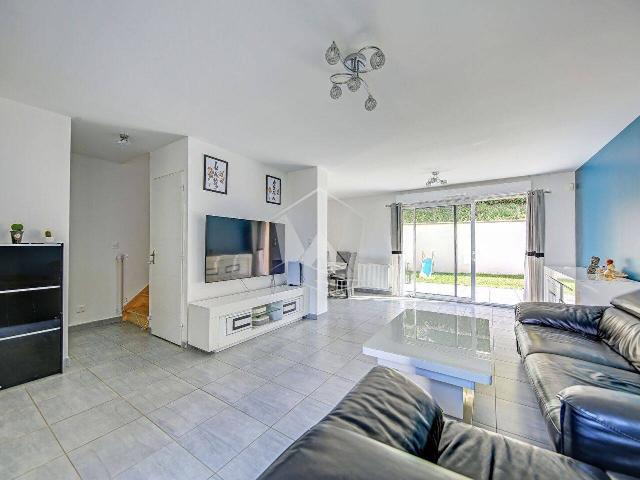 MAISON TRIEL SUR SEINE 4 CHAMBRES 132 M2 LIBRE LE 01 DÉCEMBRE 2