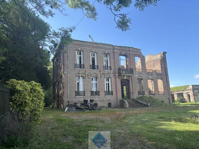 Maison, Tully