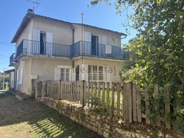 Maison, Turgon