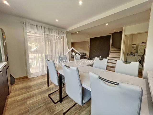 MAISON TYPE 4 DE 115 M2 SUR SON TERRAIN DE 430 M2