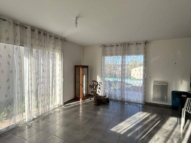 MAISON TYPE 4 SAINTES RIVE GAUCHE