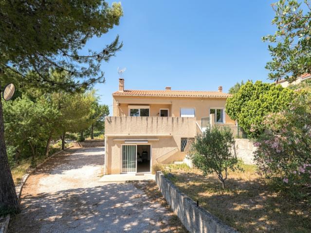 MAISON TYPE 4 TERRAIN 1230 m2