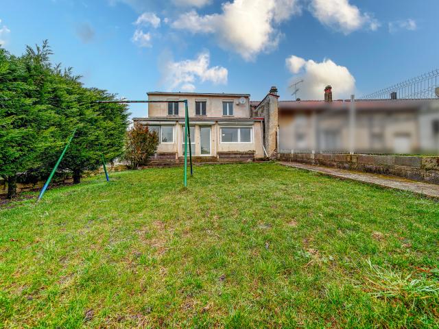 Maison type F7 avec jardin et dépendance