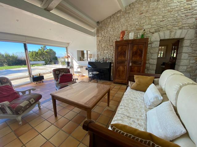 Maison Type Mas Provençal, Piscine, Terrain 3300 m² 158m² Castelnaudary