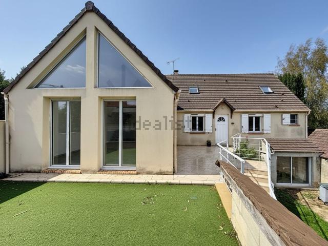 Maison, Ully Saint Georges