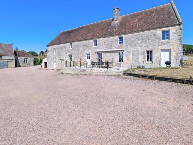 Maison, Ussy