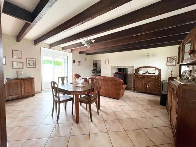 Maison Uzel 5 pièce s 112.02 m2