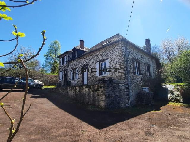 Maison Uzerche 5 chambres