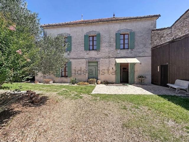 Maison, Vouharte