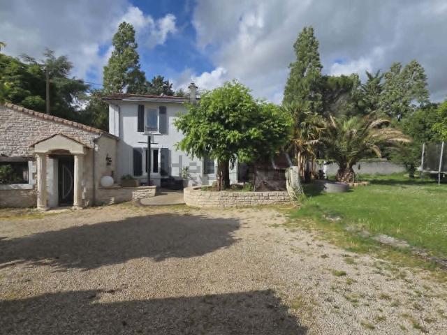Maison, Vouillé