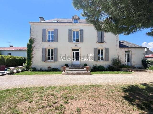 Maison, Vouillé