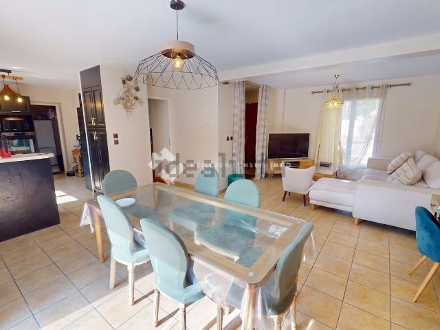 Maison, Voulangis