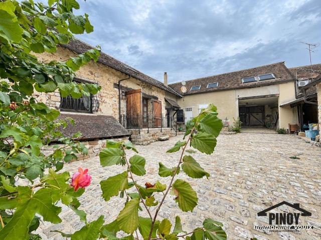 Maison, Voulx