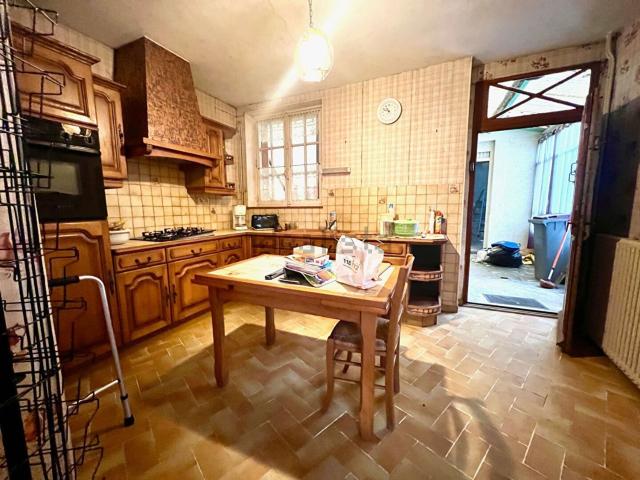 Maison, Montereau Fault Yonne
