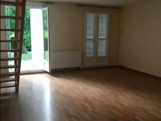 Maison Voisins Le Bretonneux 6 pièces 108 m²