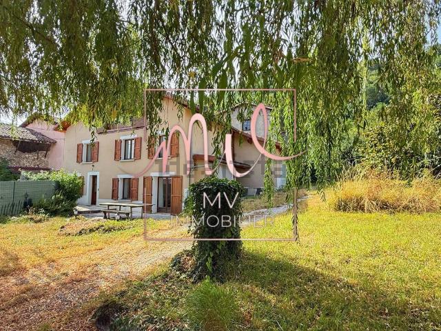 Maison, Voiron