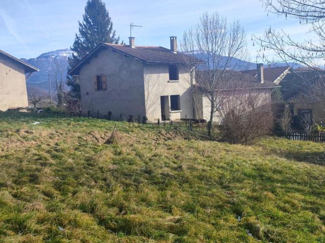 Maison, Voiron