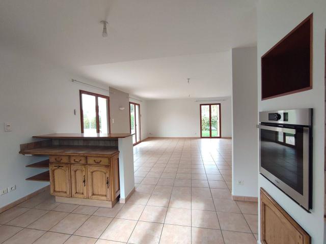 Maison Voiron 5 pièce s 156.95 m2