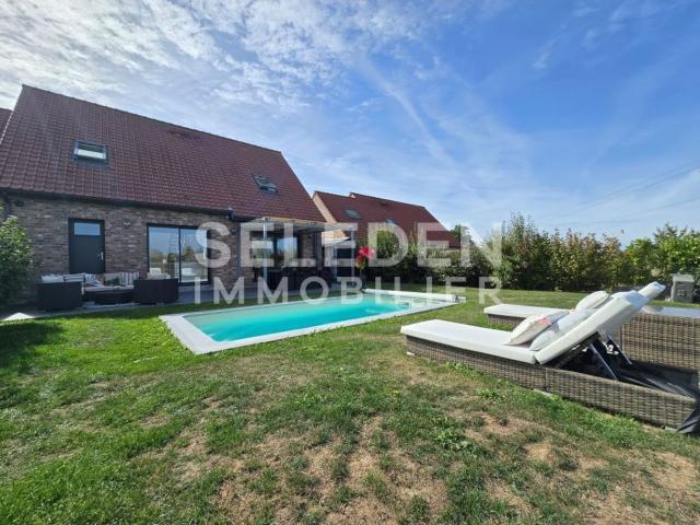 Maison, Vaudricourt